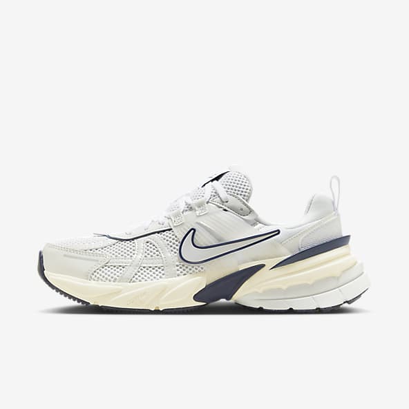 Men s Summer Essentials. Nike CA